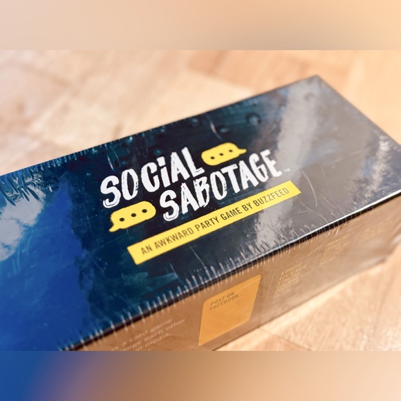 NWT / FACTORY SEALED - Social Sabotage “An Awkward Party Game” by BUZZFEED - Picture 2 of 9